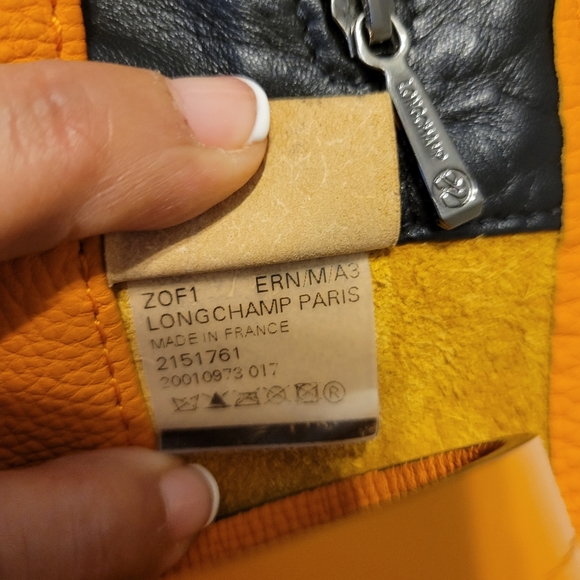 Longchamp Essential Leather Tote in Orange/Silver - Picture 5 of 16